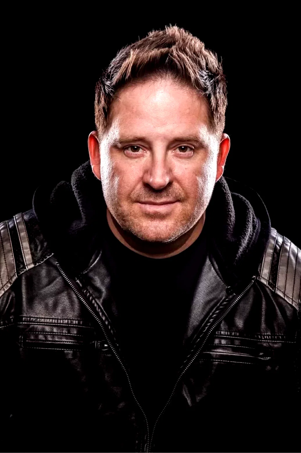  Santiago Craig