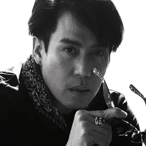 Photo star : Thongchai Mcintyre
