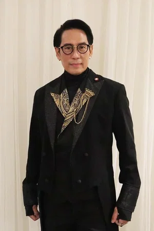Thongchai Mcintyre photo