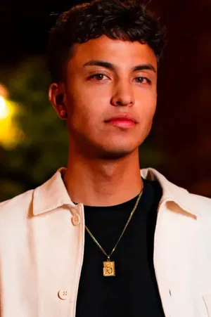  Kauchani Bratt photo