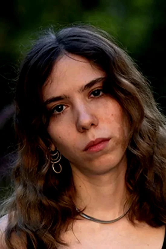  Elsa Lekakou