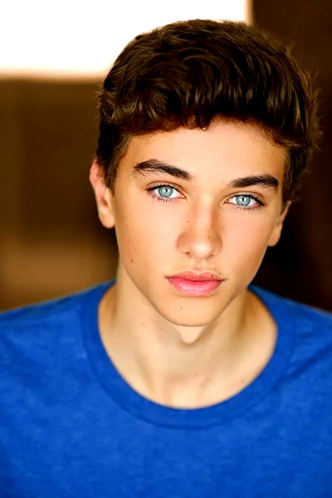  Gavin Casalegno