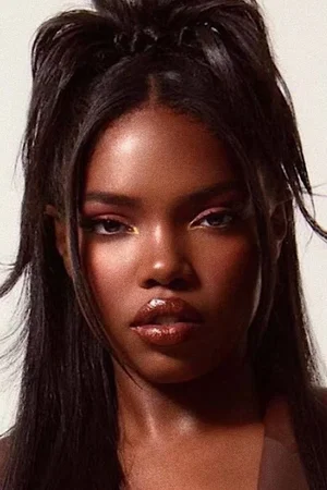  Ryan Destiny