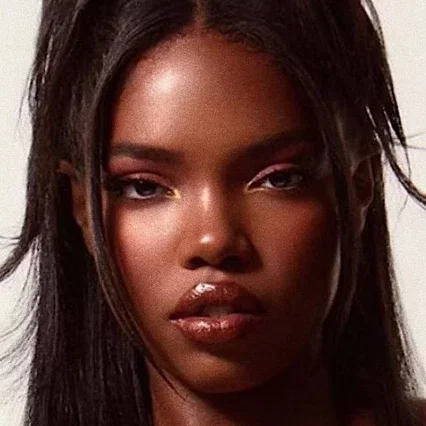  Ryan Destiny