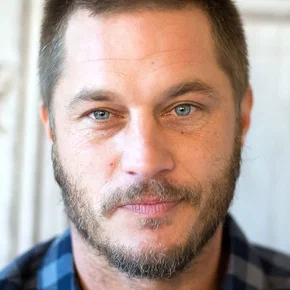 Photo star : Travis Fimmel