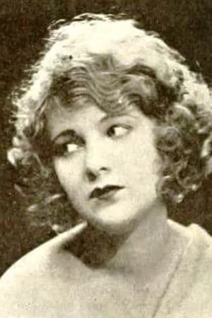  Lillian Hall