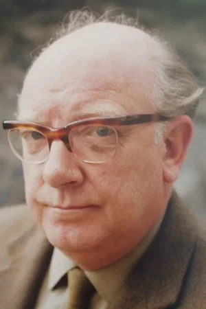  Arthur Lowe photo