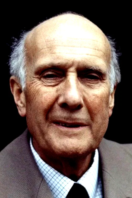 Geoffrey Chater