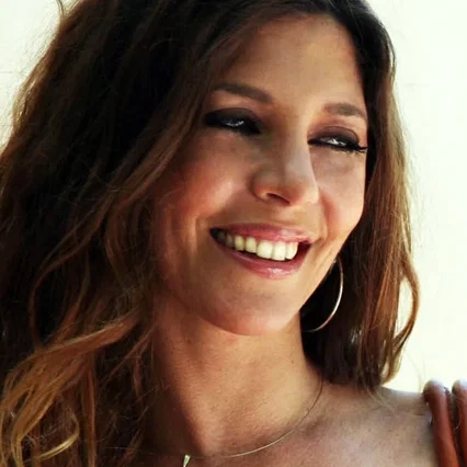  Mónica Ayos