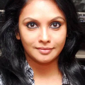 Photo star :  Jyothirmayi