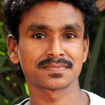  Vijilesh Karayad