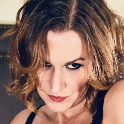  Rebecca Rinehart