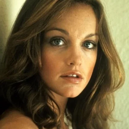  Pamela Sue Martin