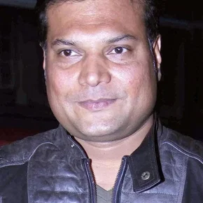 Photo star :  Dayanand Shetty