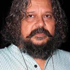 Photo star :  Amole Gupte