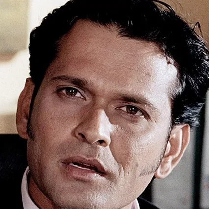  Sameer Dharmadhikari