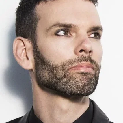  Stefan Olsdal