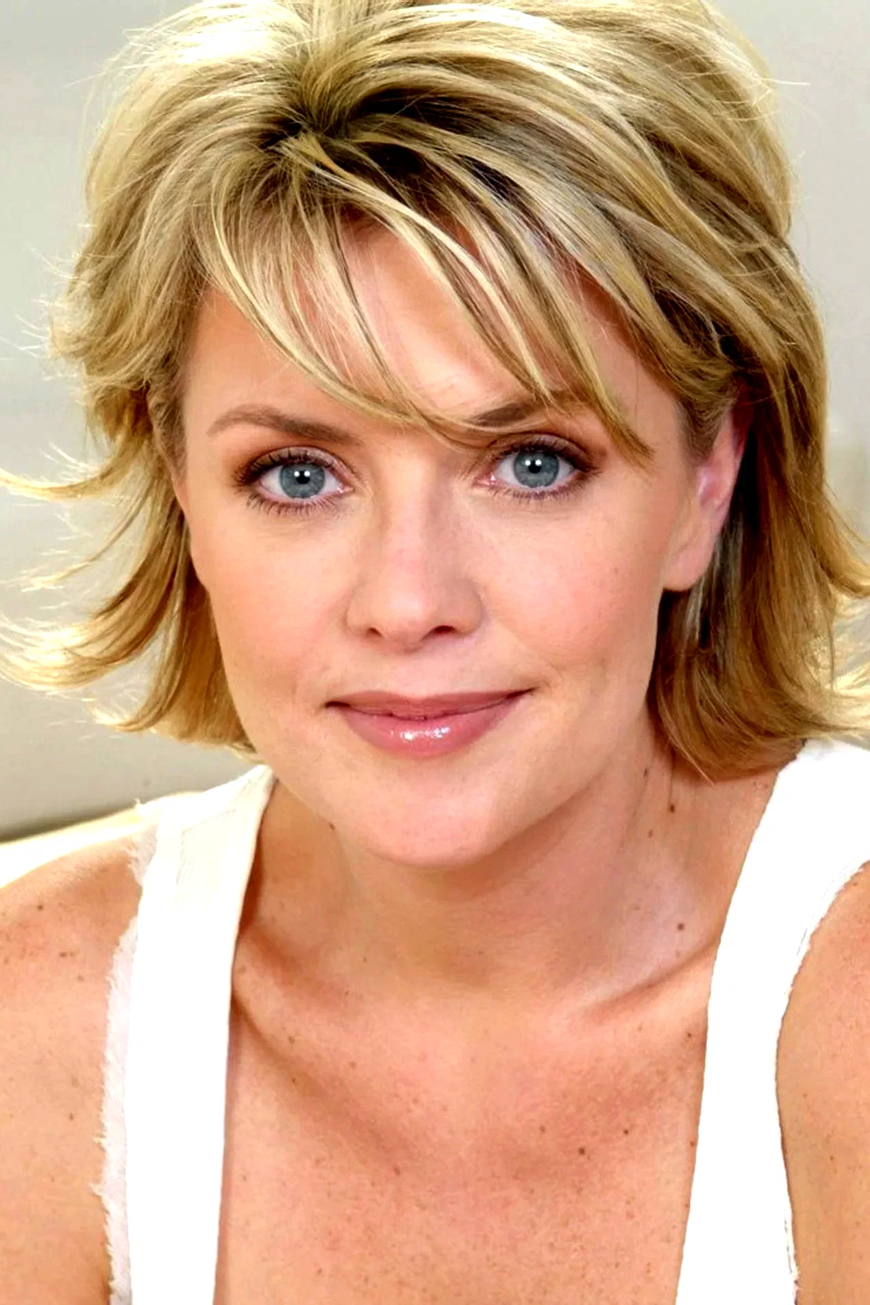 Amanda Tapping