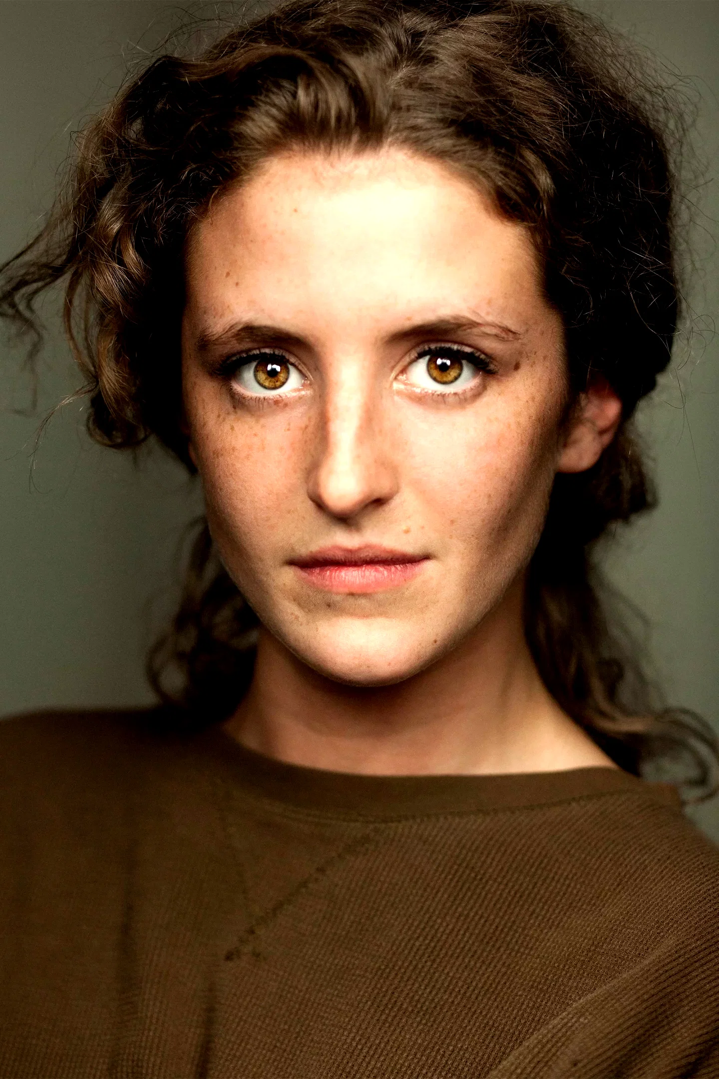  Louisa Harland