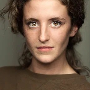 Photo star :  Louisa Harland