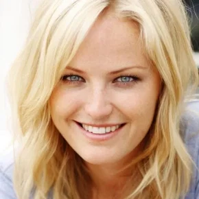 Photo star : Malin Akerman