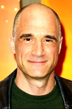 Elias Koteas