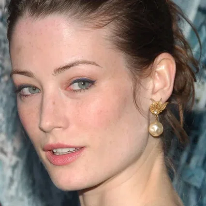 Lucy Gordon