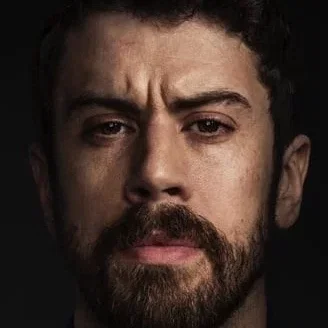 Toby Kebbell