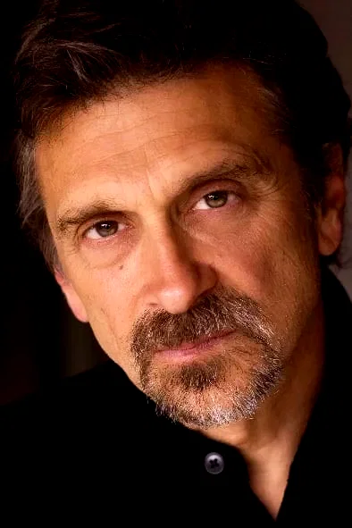 Dennis Boutsikaris