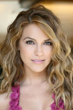  Chrishell Stause