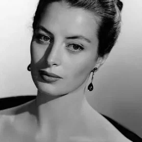 Photo star :  Capucine
