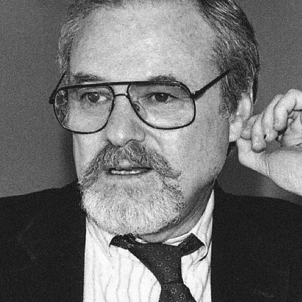 Alan J. Pakula
