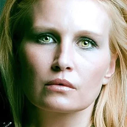  Gala Videnovic