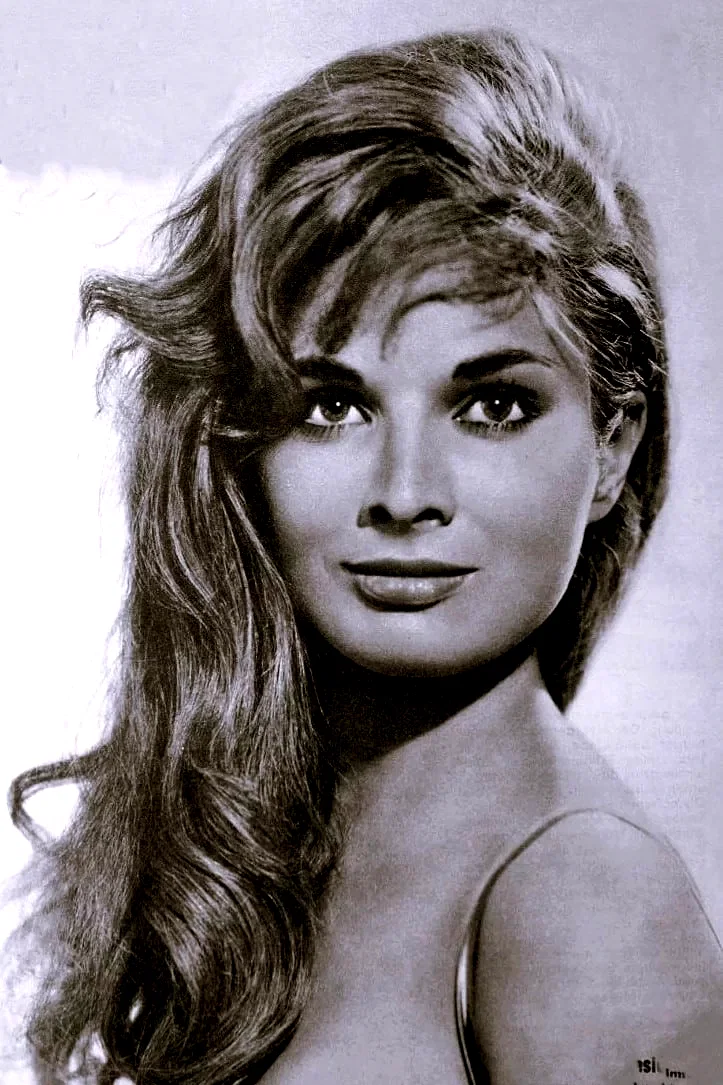  Scilla Gabel