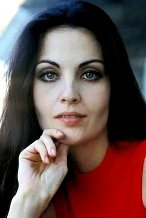 Olga Karlatos