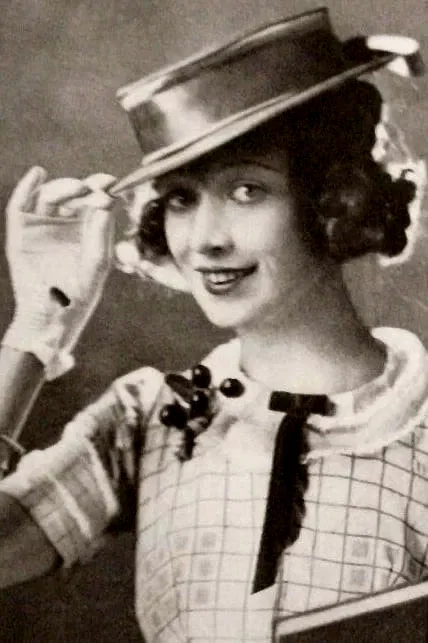 Esther Howard