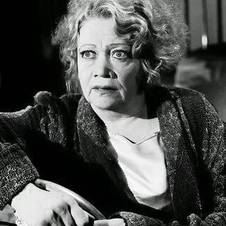 Esther Howard