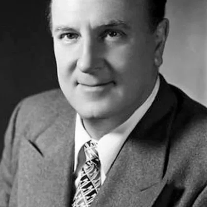  Loring Smith