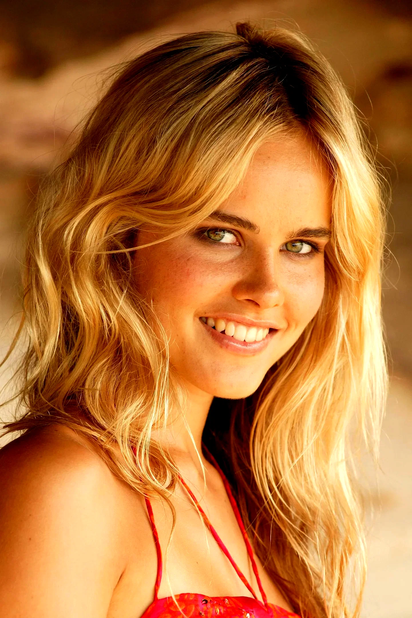 Isabel Lucas