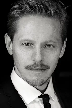 Thure Lindhardt photo