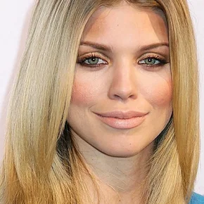 Photo star : AnnaLynne McCord