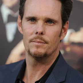 Photo star : Kevin Dillon