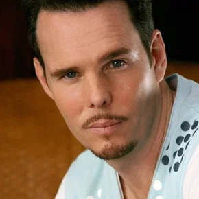 Photo star : Kevin Dillon