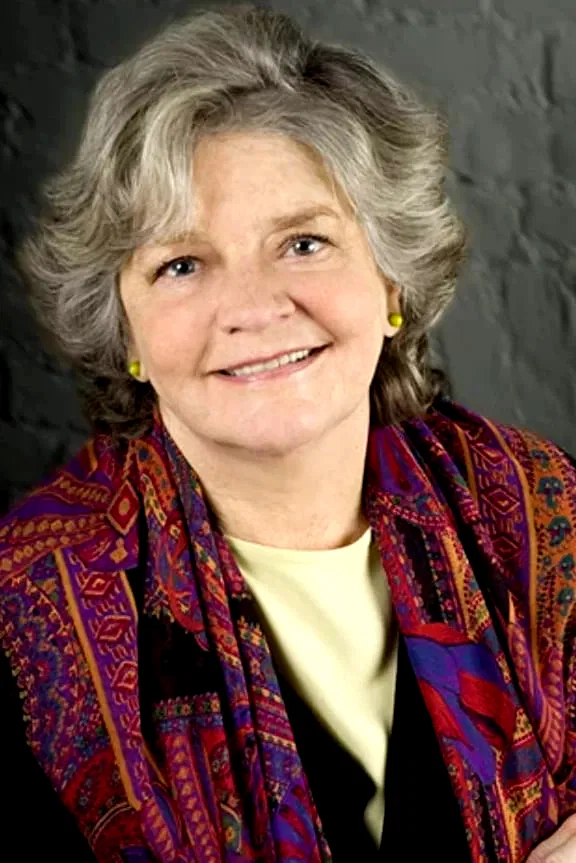  Joyce Van Patten