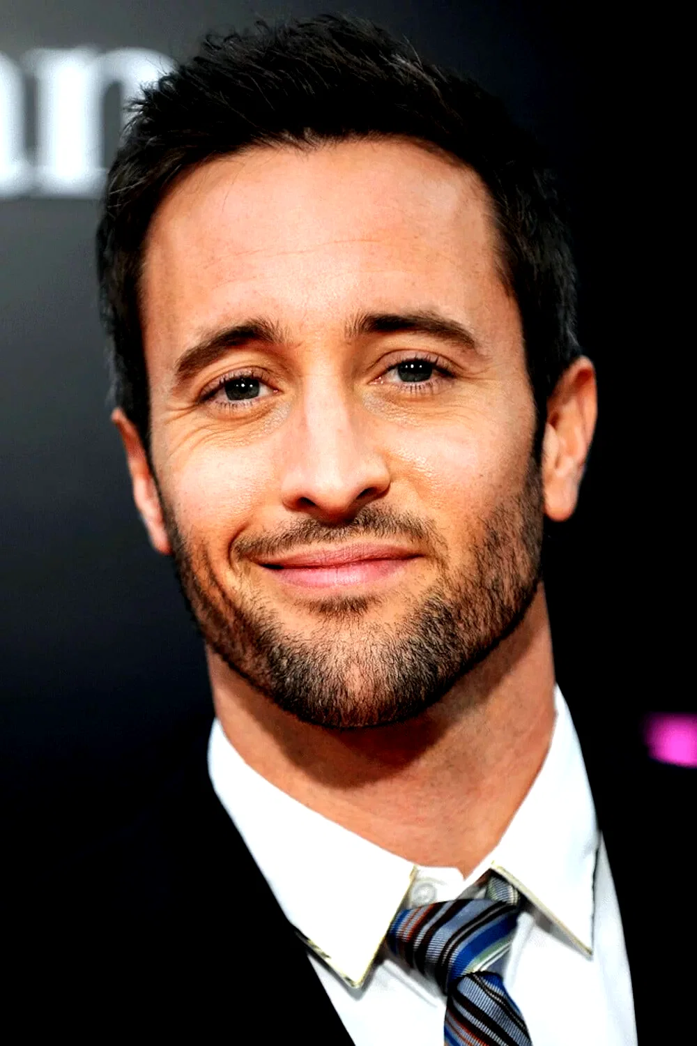 Alex O'loughlin