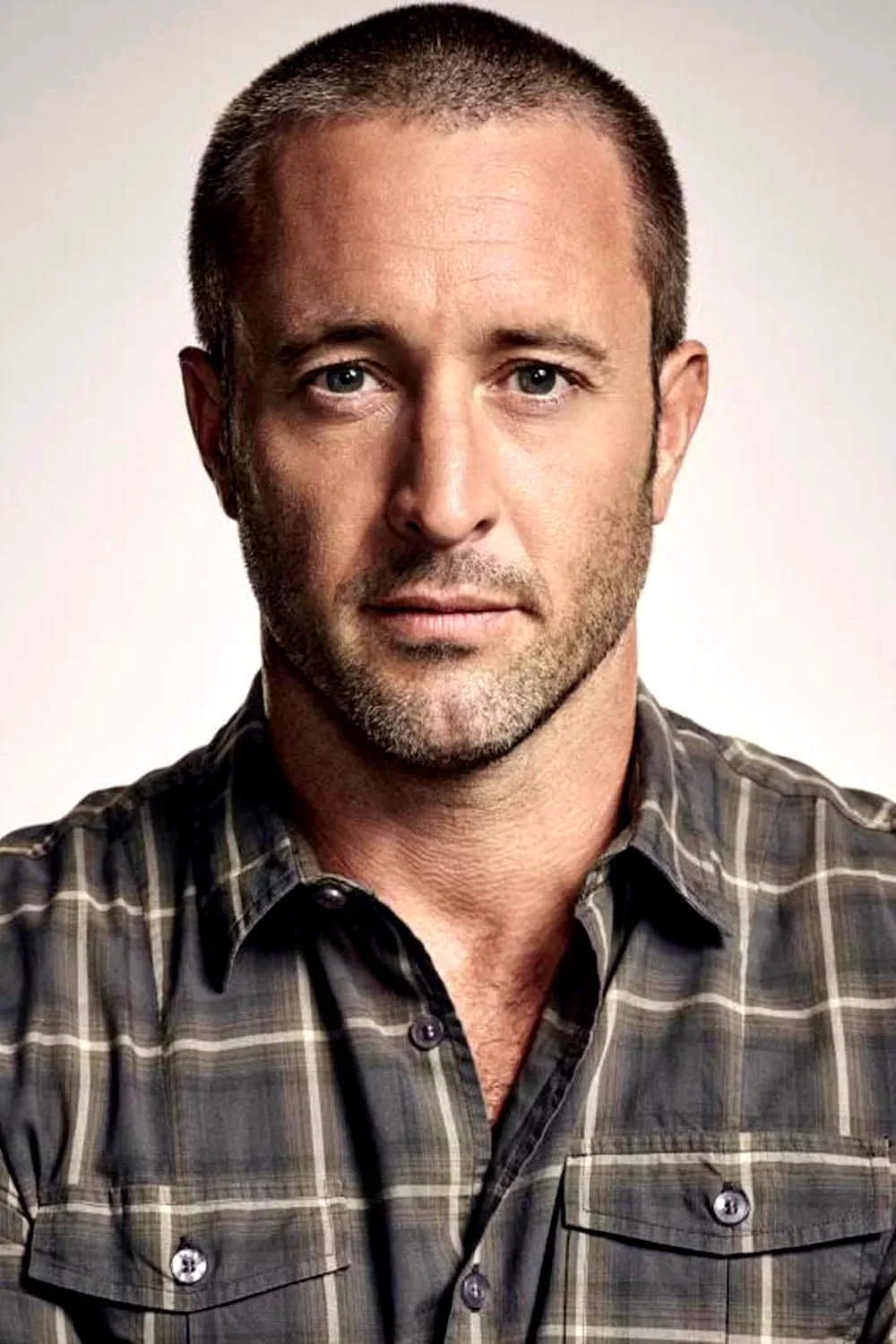 Alex O'loughlin