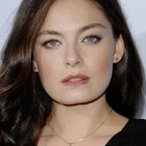 Alexa Davalos