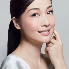 Photo star :  Elena Kong Mei-Yee