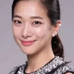 Photo star :  Jung Yun-ha