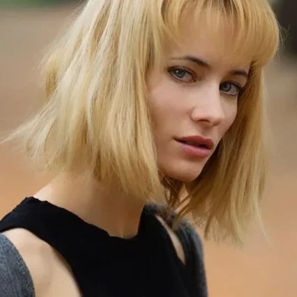  Clara Kovacic